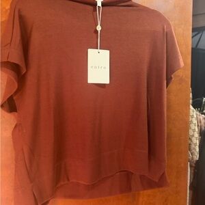 Entro Women's Short Sleeve Top in Rust